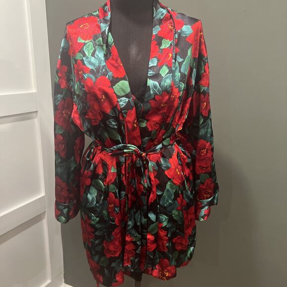 Victoria Secret Gold Label Robe And Chemise Roses Lace Medium - Picture 2 of 13